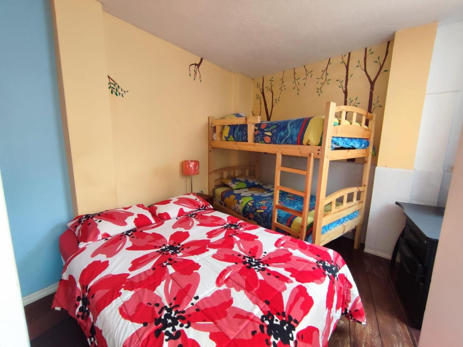 Mayra'S Apartments And Spanish School Baños Eksteriør bilde